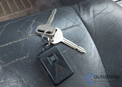 1996 Toyota Camry Le/Xle/Se z USA, uszkodzony, nr VIN 4T1BF12K3TU873648